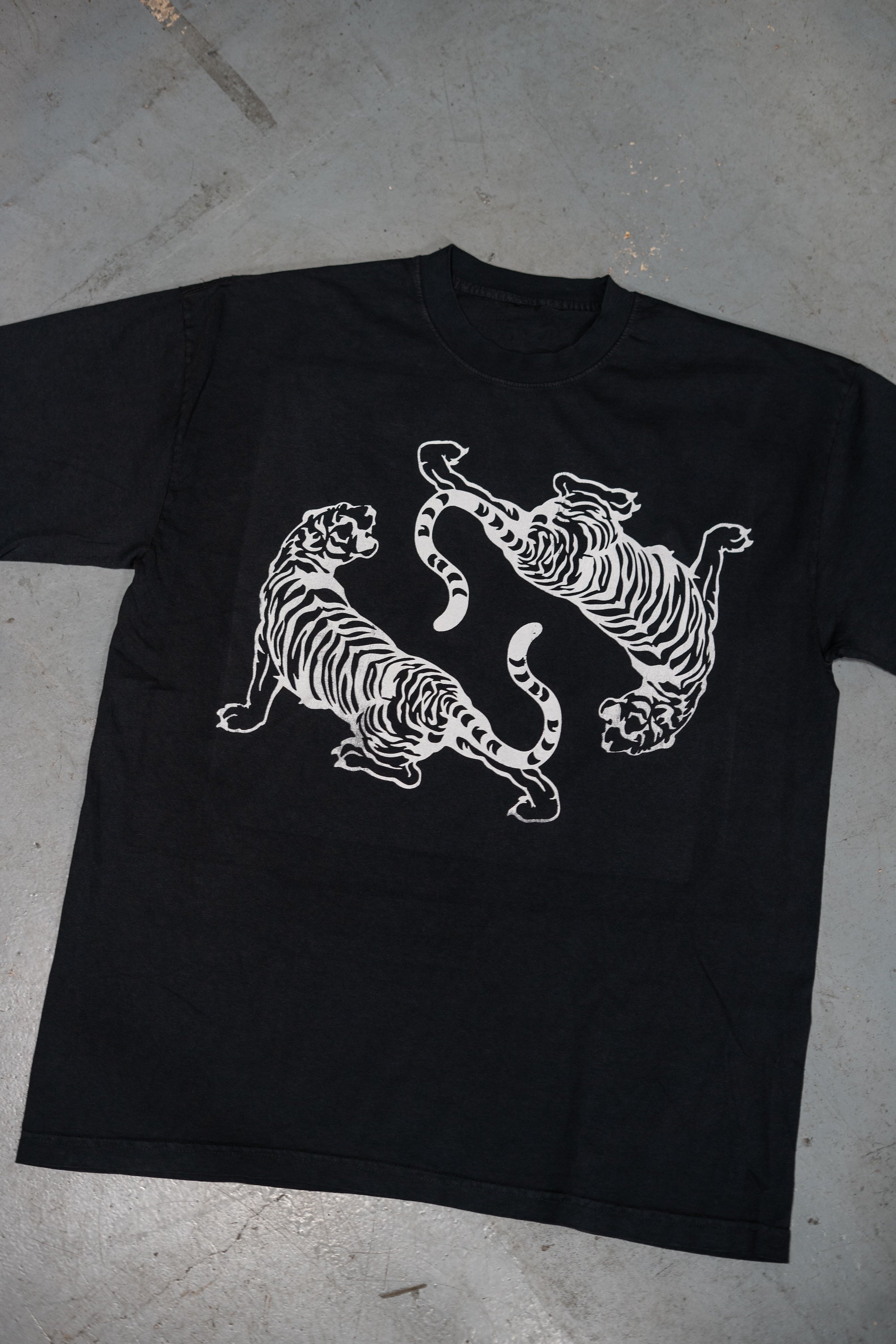 Dueling Tigers + City Logo T-Shirt (Dolphin Blue)